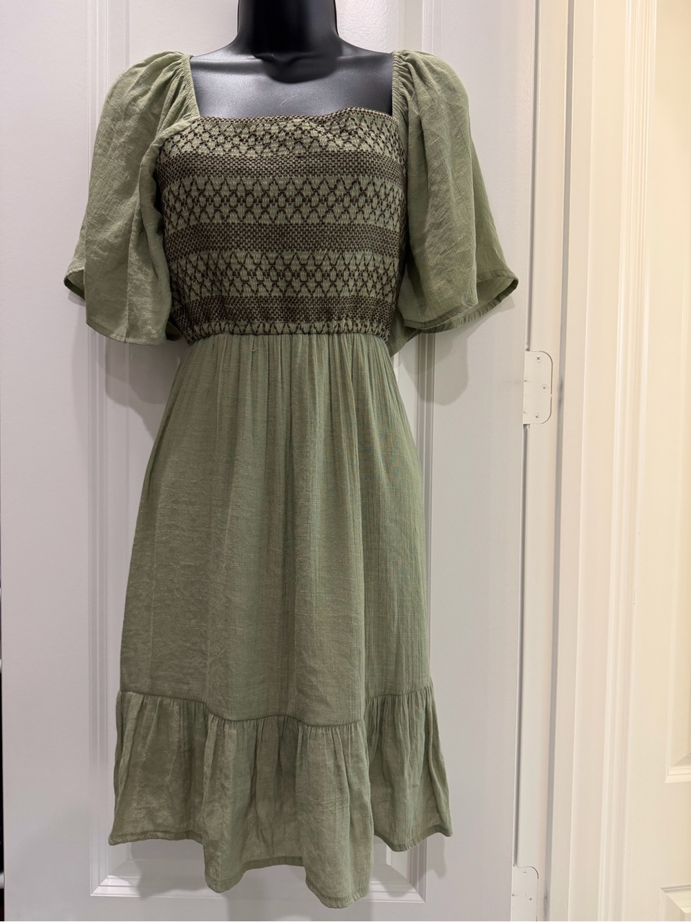 Altar’d State Olive Green Smocked Midi Dress Flutter Sleeve Tie Back M
